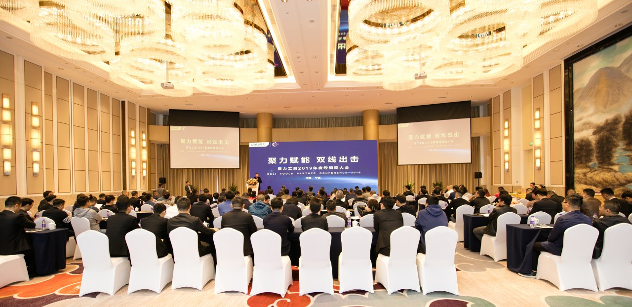 15740447894586563cOs.jpg 2.jpg